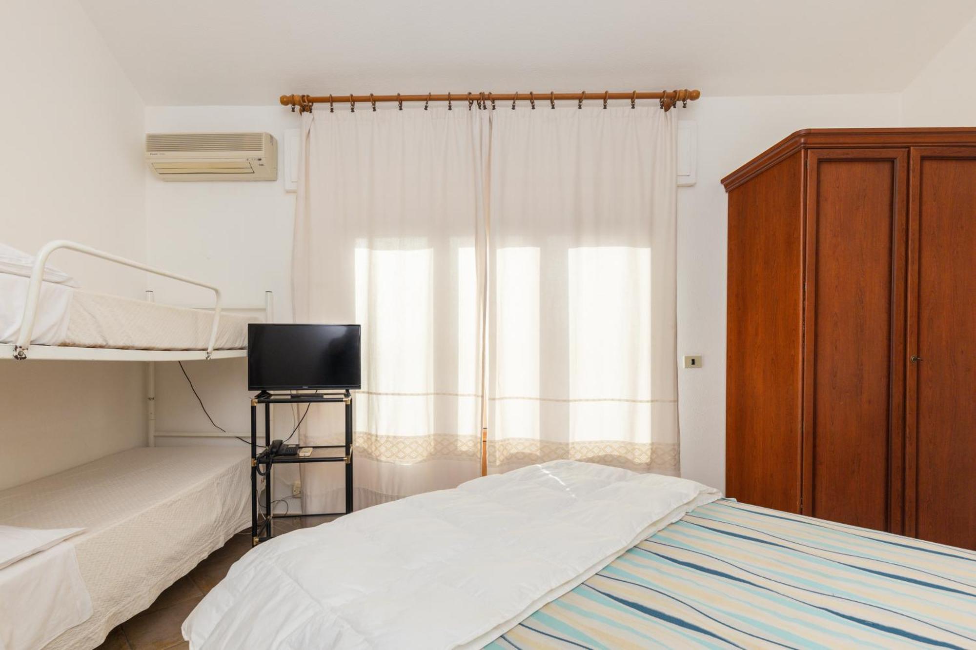 Donatella Hotel Posada (Sardinia)