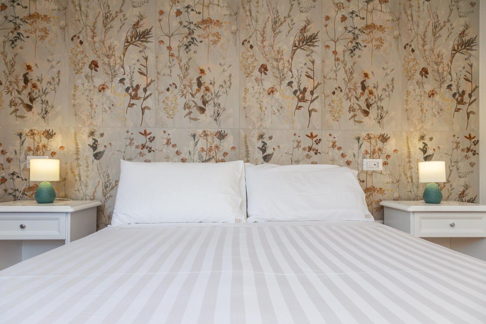 Donatella 3* Posada (Sardinia)